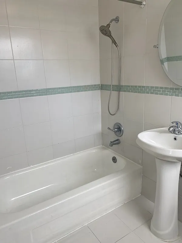 1 bed, 450 sqft, $1,750 — Photo 4