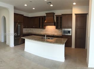 1290 SW 113th Way, Pembroke Pines, FL 33025