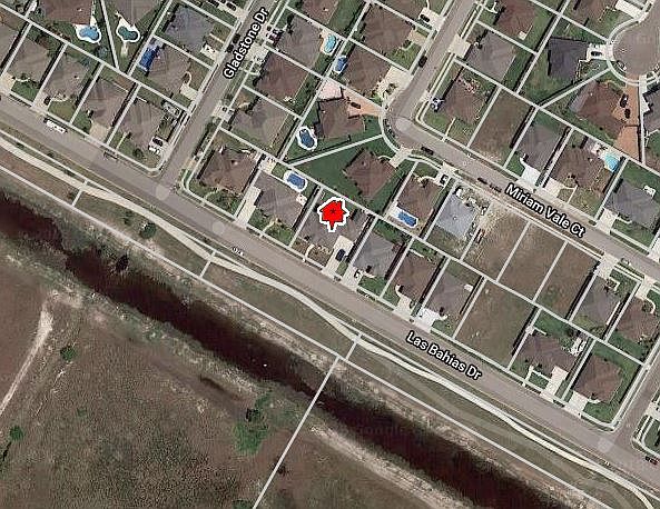 1st image of 7430 Russ Ln