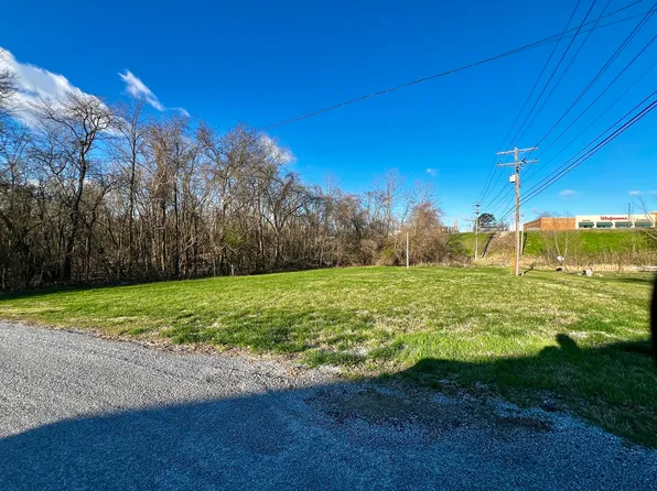 401 Mulberry St, Murphysboro, IL 62966