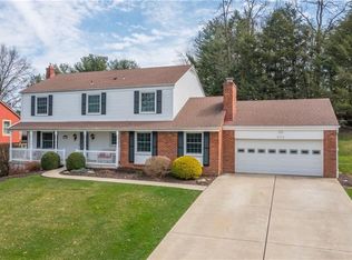 2357 Engelwood Dr, Pittsburgh, PA