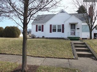 1060 3rd St NE, Massillon, OH