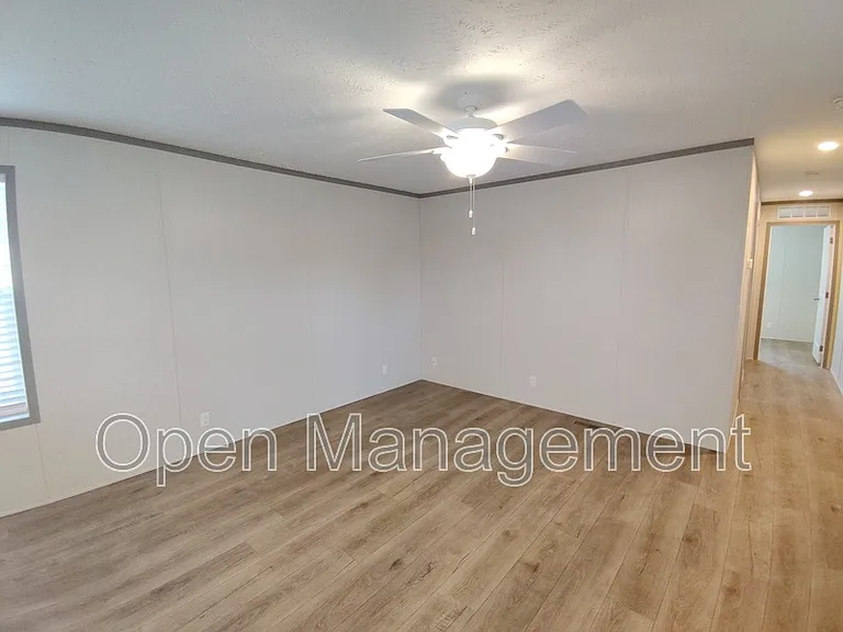 120 Terry Blvd #115 — Photo 14