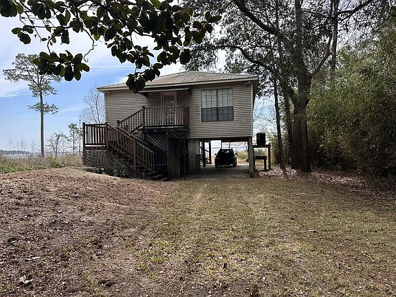 3rd image of 195 Alden Ln