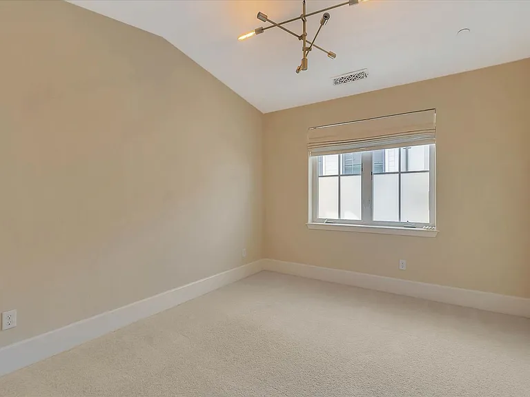 146 Lottie Ln — Photo 24
