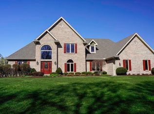 10 Whetstone Ct, Springboro, OH 45066