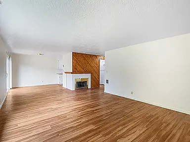 3670 Willamette St — Photo 5