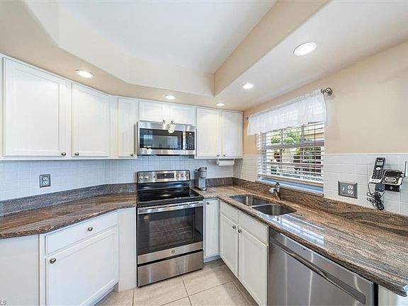 5th image of 13621 Worthington WAY #1401
