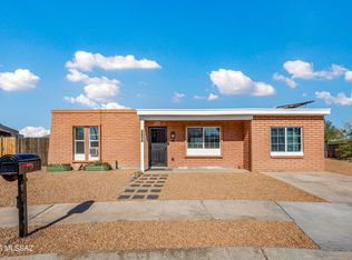 7621 N Shirley Ct, Tucson, AZ 85741
