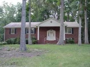 3919 Quilling Rd, Winston Salem, NC 27104