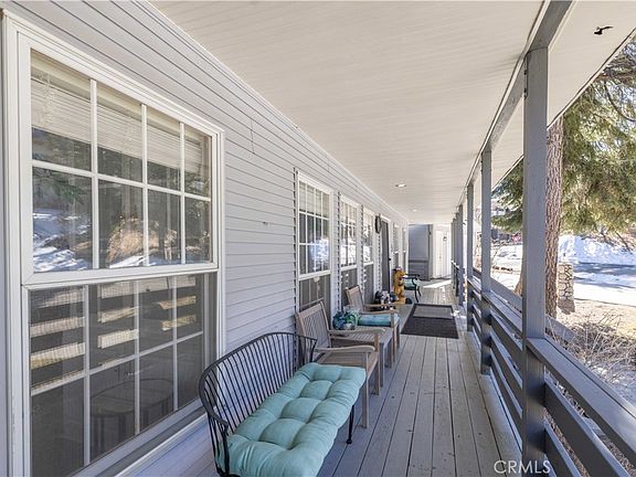 5th image of 841 Paine Rd