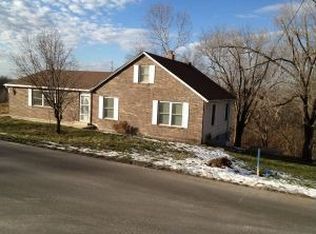 7005 E Claysville Rd, Hartsburg, MO 65039