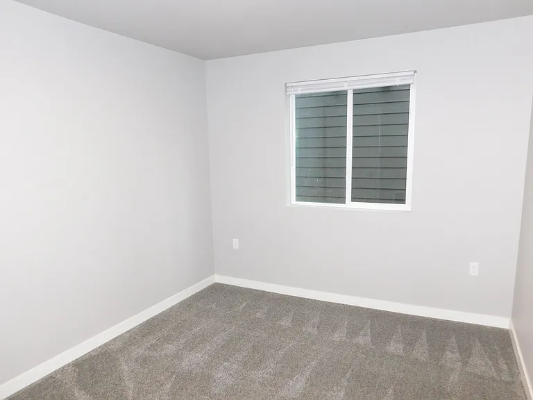 354 S 8th St #13 — Photo 15