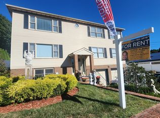 52 N 14th St FLOOR 2, Hawthorne, NJ 07506