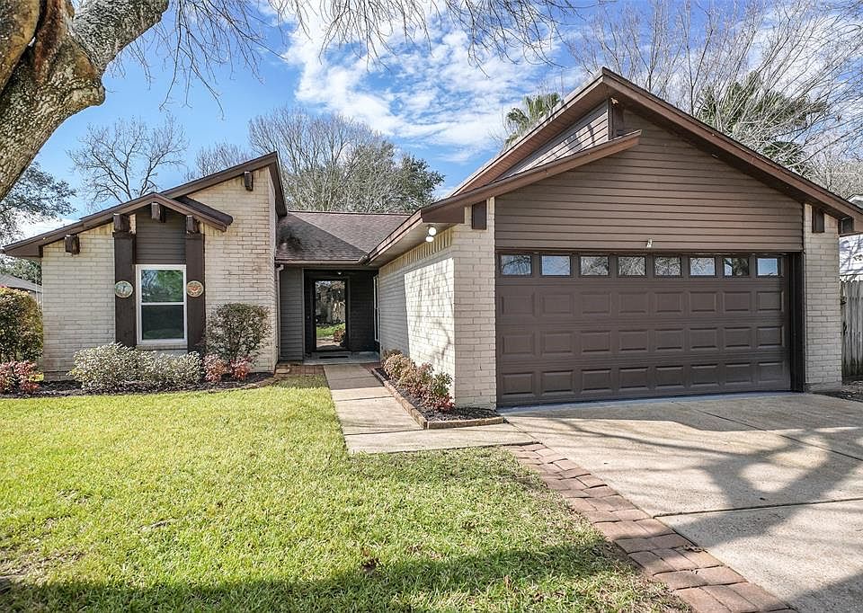 1st image of 505 Magnolia Bnd