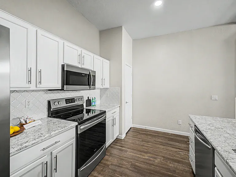 16636 S 22nd St — Photo 17