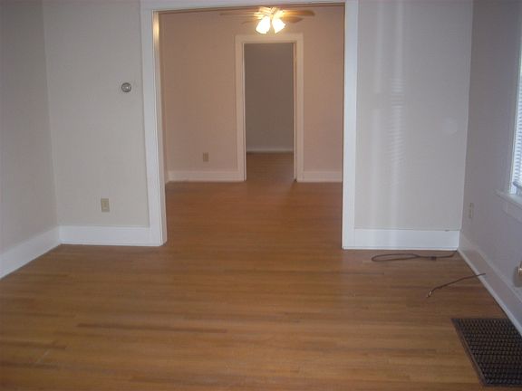 2nd image of 708 W Marion St