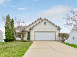 2985 Riley Ridge Rd, Holland, MI 49424