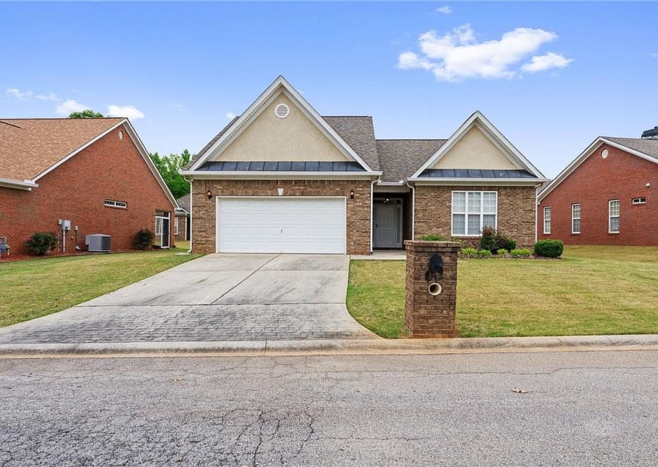1st image of 8515 Spivey Village Way