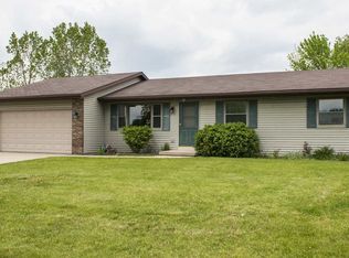 233 Easy St, Brooklyn, WI 53521