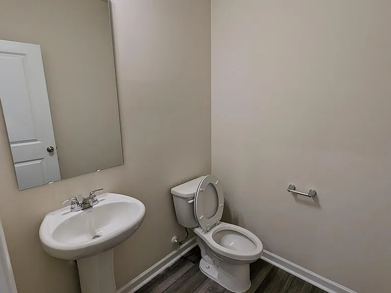 215 Parker Station Ave — Photo 21
