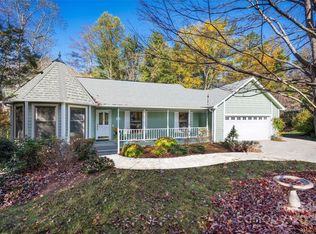 37 New Cross N, Asheville, NC 28805