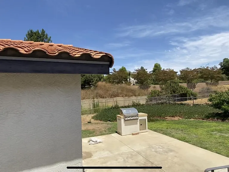 175 Walnut Hills Dr — Photo 2
