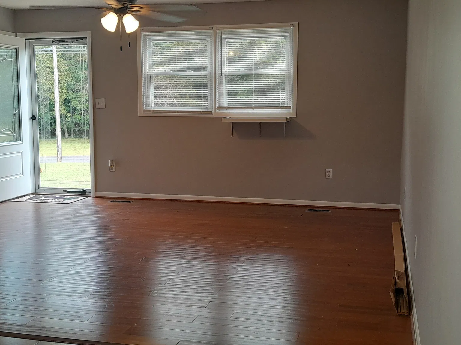 3 bed, 1.5 bath, 1125 sqft, $2,000 — Photo 4