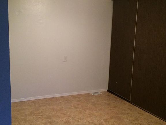 5th image of 214 Anthony Dr APT D