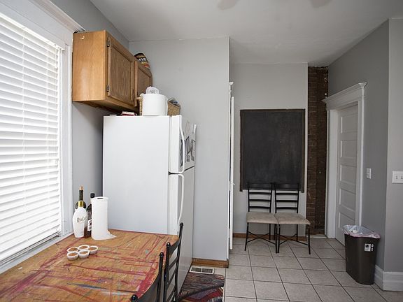 4th image of 1524 W Hancock St