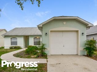 2635 Winchester Cir, Eustis, FL 32726