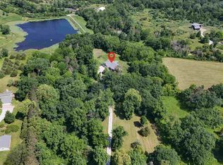 2066 Kestrel Rdg SW, Oxford, IA 52322