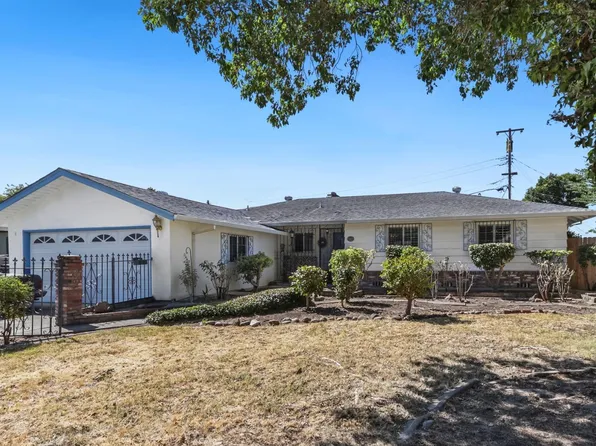 2110 Aaron Way, Sacramento, CA 95822