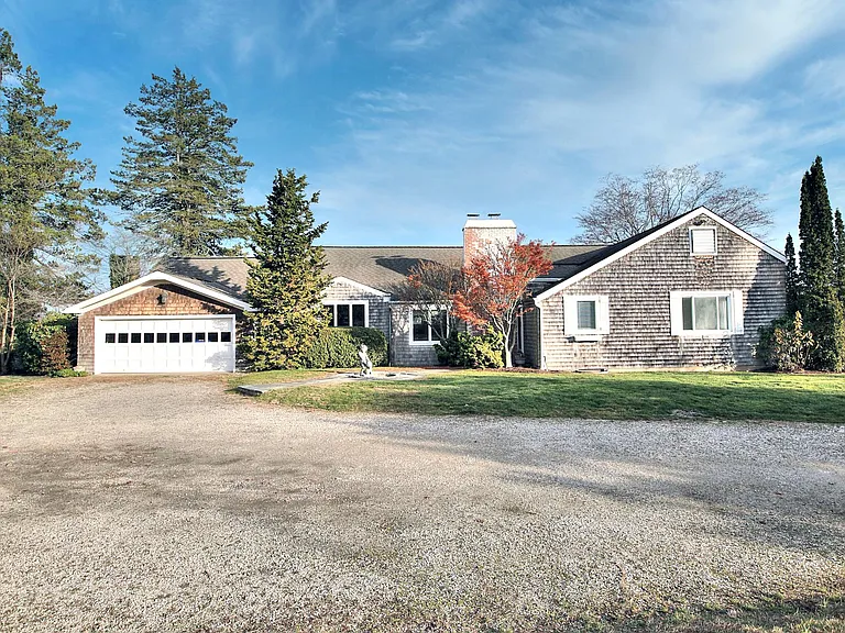 19 Bluewater Hl — Photo 32