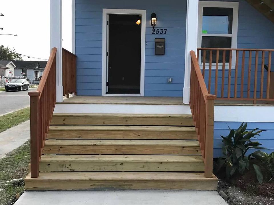 1st image of 2537 Eagle St