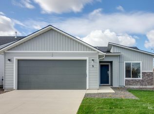 5 S Woodland Grove Way, Nampa, ID 83687