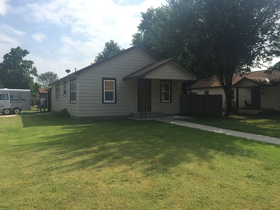 1st image of 315 E 6th St