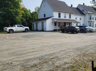 211 Pleasant St #A, Saint Johnsbury, VT 05819