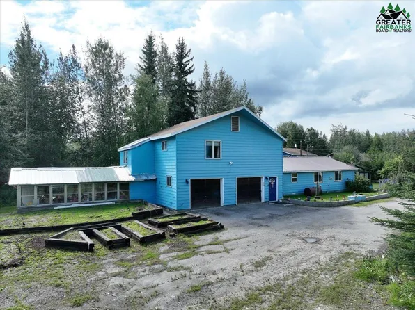 1454 Davison St, North Pole, AK 99705