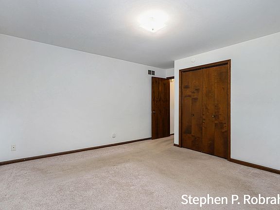 4th image of 5679 Leisure South Dr SE