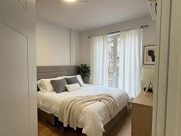 2nd image of 56 E 21st St #1G