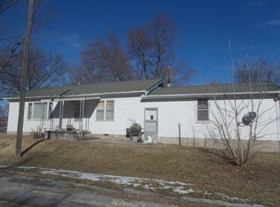 301 E Washington St, New Hampton, MO 64471