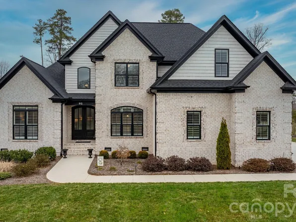 92 41st Ave NW #20, Hickory, NC 28601