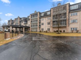 8220 Harrison Ave APT 408, Munster, IN 46321