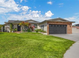 794 N Shirley Dr, Orange, CA 92867