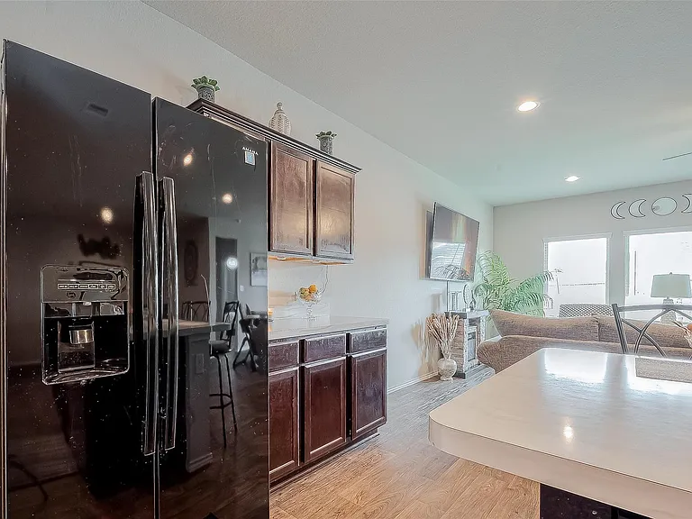 21311 Orono Heights Trl — Photo 8