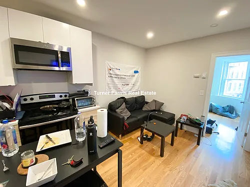 7 Warwick St Photo 1