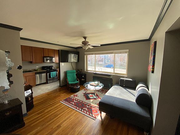 4th image of 2100 N Franklin St APT 1