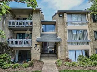 10227 Valentino Dr APT 7121, Oakton, VA 22124
