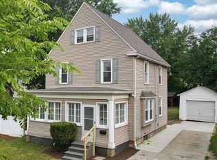 369 E Wilbeth Rd, Akron, OH 44301